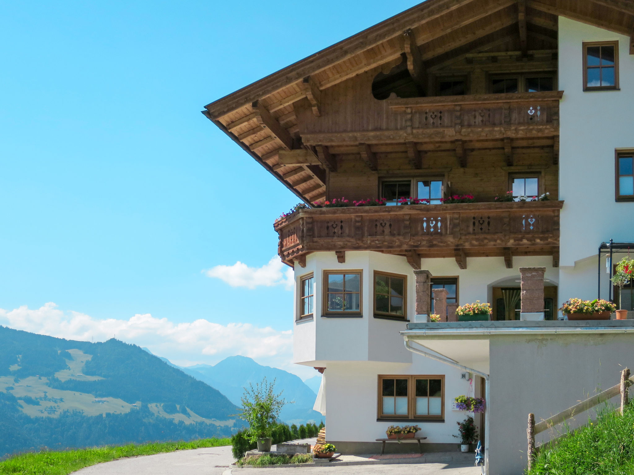 Photo 23 - 4 bedroom Apartment in Hart im Zillertal with mountain view