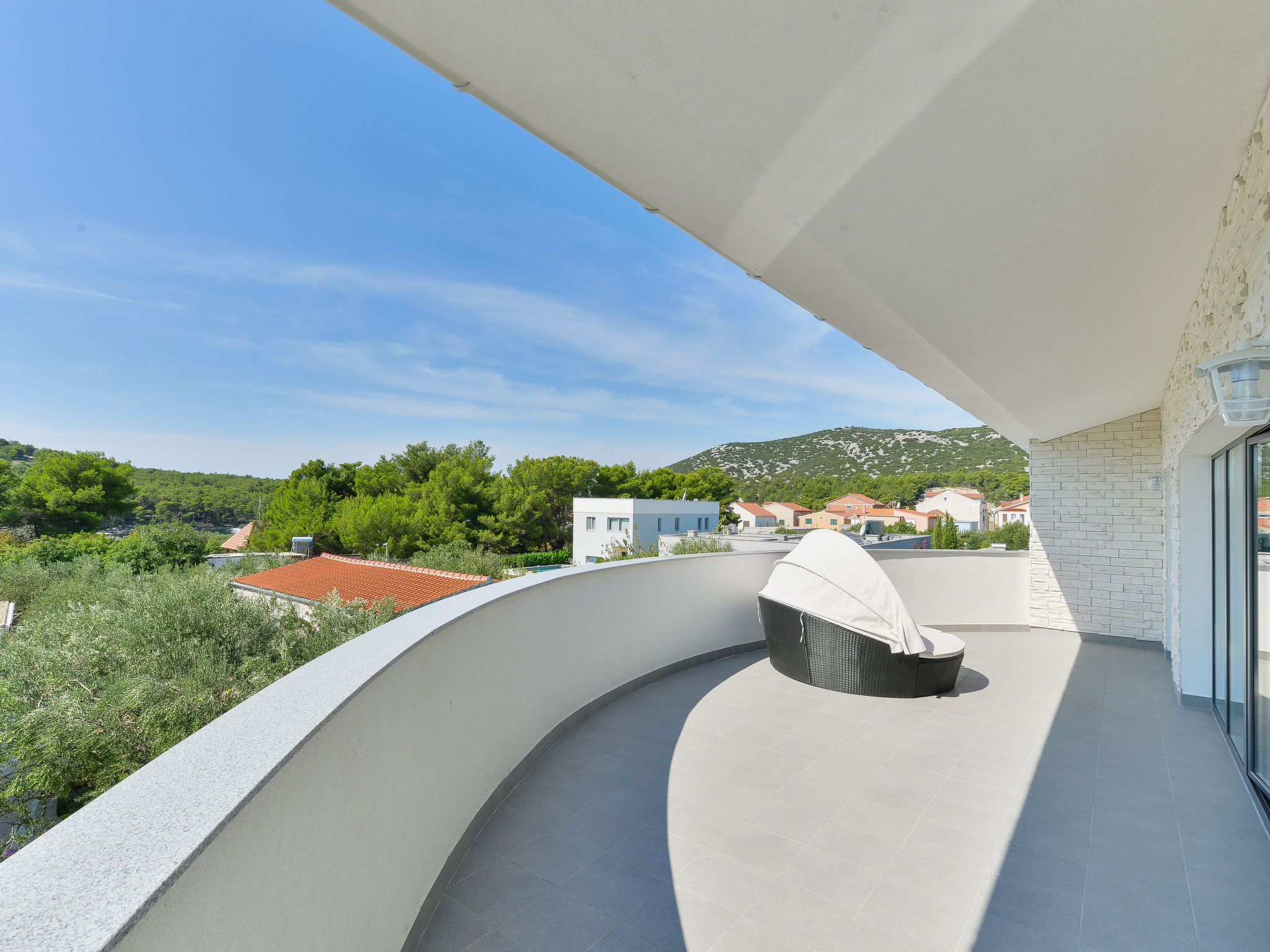 Foto 15 - Casa con 4 camere da letto a Tribunj con piscina privata e terrazza