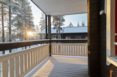 Foto 5 - Casa de 1 habitación en Kolari con sauna y vistas a la montaña