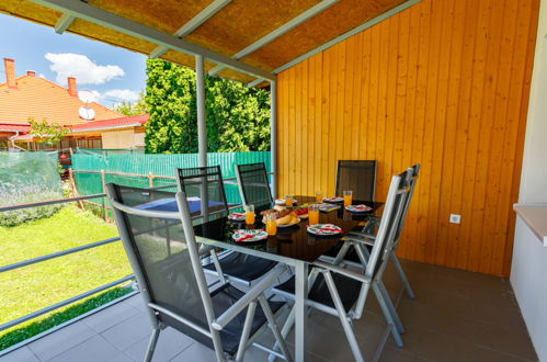 Foto 3 - Haus mit 3 Schlafzimmern in Balatonboglár mit terrasse und blick auf die berge