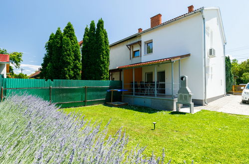 Foto 19 - Casa con 3 camere da letto a Balatonboglár con giardino e terrazza