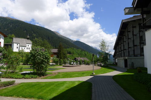 Photo 20 - Appartement de 2 chambres à Disentis/Mustér avec piscine et vues sur la montagne