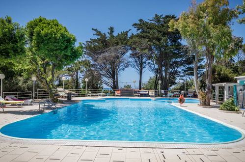 Foto 1 - Casa de 2 habitaciones en Livorno con piscina y vistas al mar