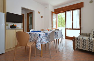 Photo 3 - 2 bedroom Apartment in Lignano Sabbiadoro with sea view