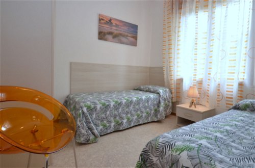 Foto 10 - Apartamento de 2 quartos em Lignano Sabbiadoro com vistas do mar