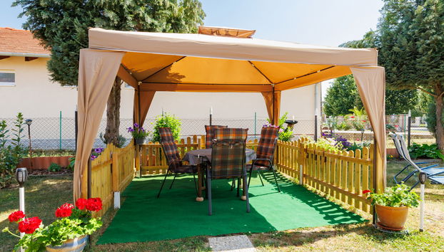 Casa de 3 quartos em Balatonőszöd com jardim e terraço - Foto 2
