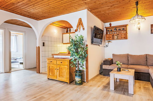 Foto 11 - Casa con 3 camere da letto a Balatonőszöd con giardino e terrazza