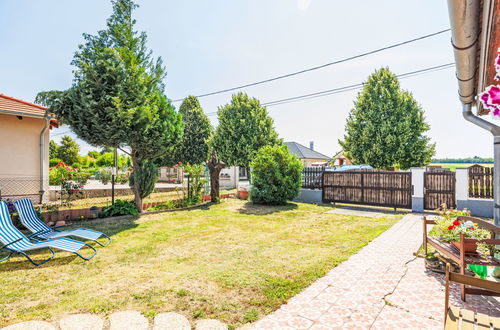 Foto 16 - Casa con 3 camere da letto a Balatonőszöd con giardino e terrazza