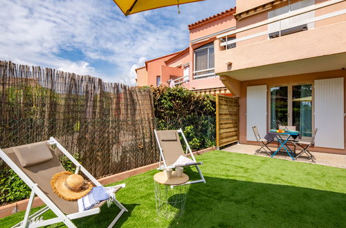 Photo 14 - 1 bedroom Apartment in Sainte-Maxime with garden and terrace