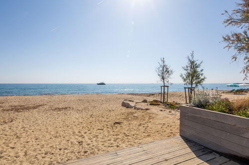 Foto 5 - Apartamento de 1 quarto em Sainte-Maxime com terraço e vistas do mar