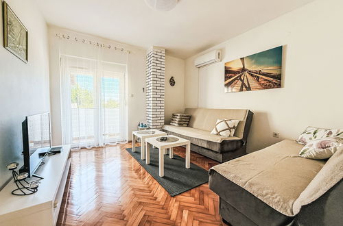 Photo 12 - 1 bedroom Apartment in Zadar with garden