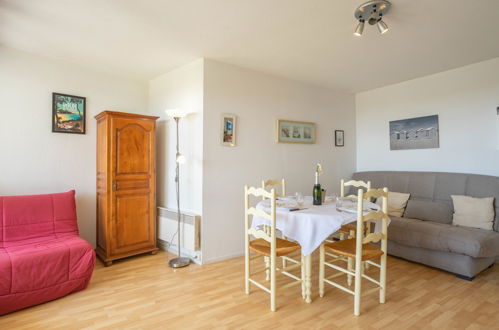 Foto 7 - Appartamento con 1 camera da letto a Vaux-sur-Mer con giardino e vista mare