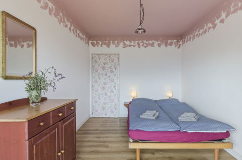 Foto 21 - Appartamento con 4 camere da letto a Cugnasco-Gerra con giardino