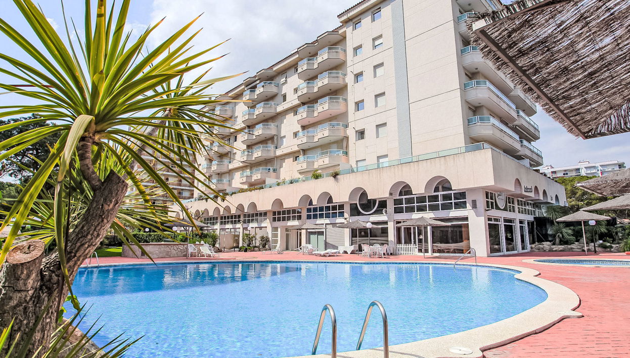 Apartamento de 4 quartos em Blanes com piscina - Foto 1