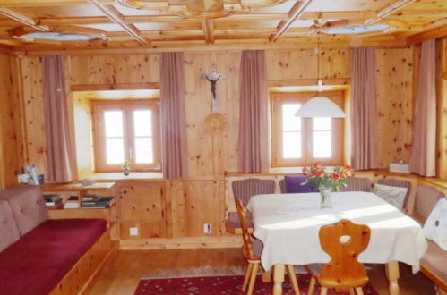 Foto 7 - Apartamento de 2 quartos em Scuol