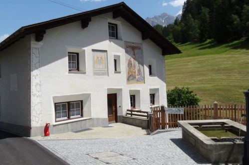 Foto 2 - Apartamento de 3 quartos em Scuol com vista para a montanha