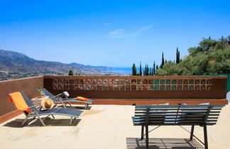 Photo 1 - Maison de 2 chambres à Torrox avec piscine privée et vues à la mer