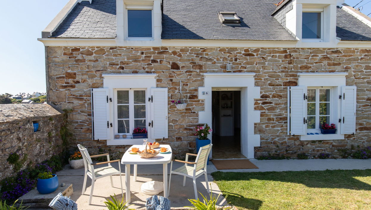 3 bedroom House in Plogoff with garden and terrace - Photo 1