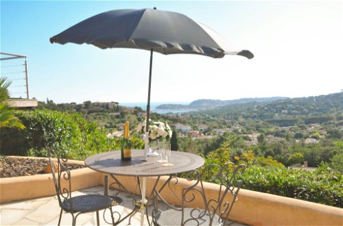 Photo 11 - 4 bedroom House in Cavalaire-sur-Mer with private pool and sea view