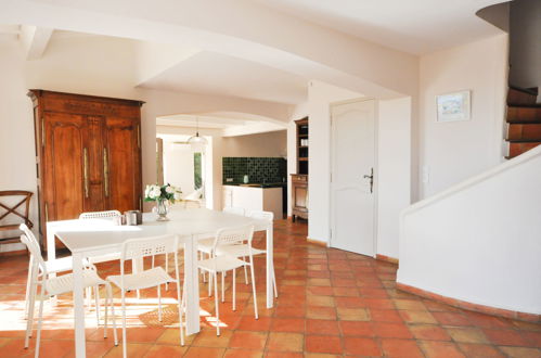 Photo 17 - 4 bedroom House in Cavalaire-sur-Mer with private pool and garden