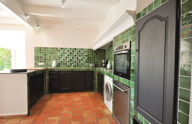 Casa de 5 quartos em Cavalaire-sur-Mer com piscina privada e jardim - Foto 23