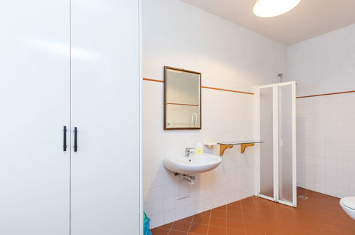 Foto 18 - Apartamento de 2 quartos em Pescia com piscina e jardim