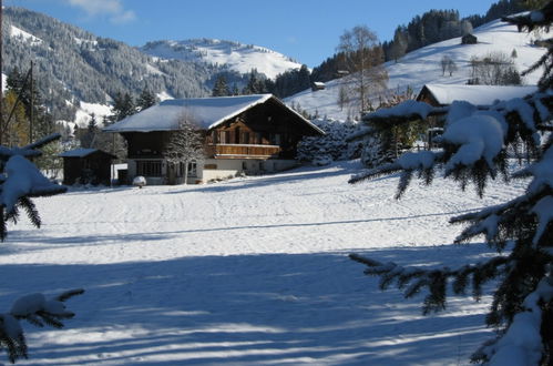 Photo 2 - 2 bedroom Apartment in Saanen