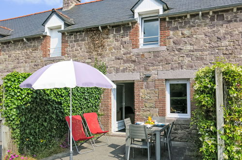 Photo 1 - Maison de 2 chambres à Fréhel avec jardin et terrasse