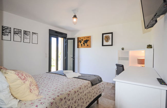 Casa de 4 quartos em Saint-Didier com piscina privada e jardim - Foto 15