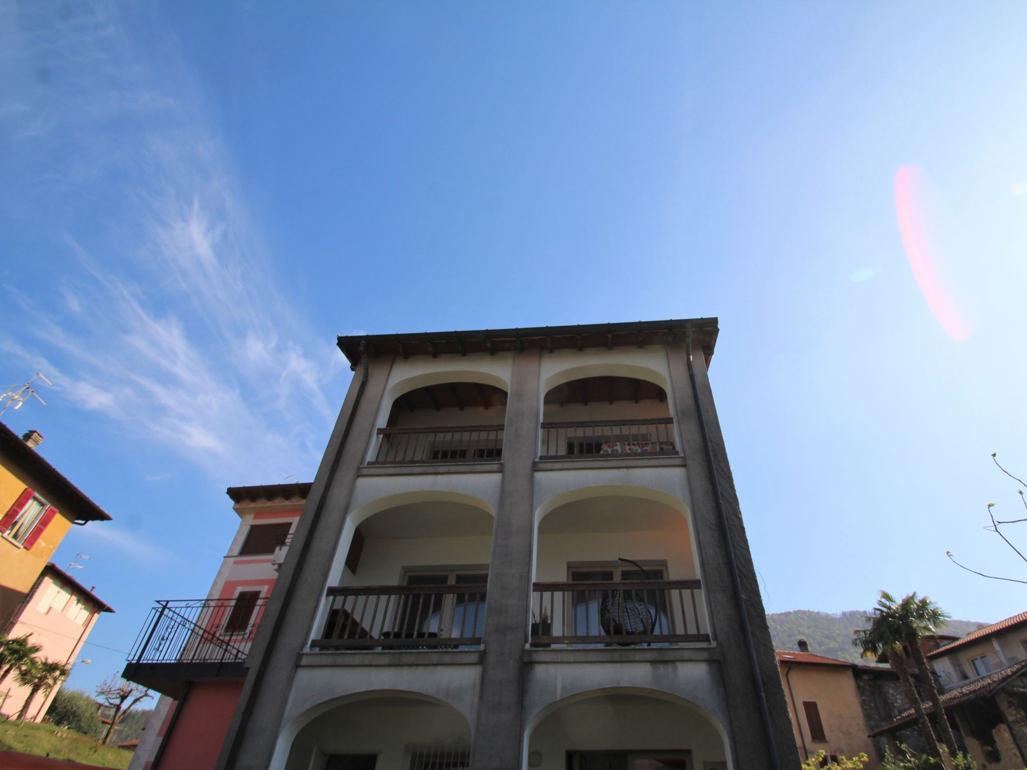 Photo 23 - Appartement de 2 chambres à Lavena Ponte Tresa avec jardin et vues sur la montagne