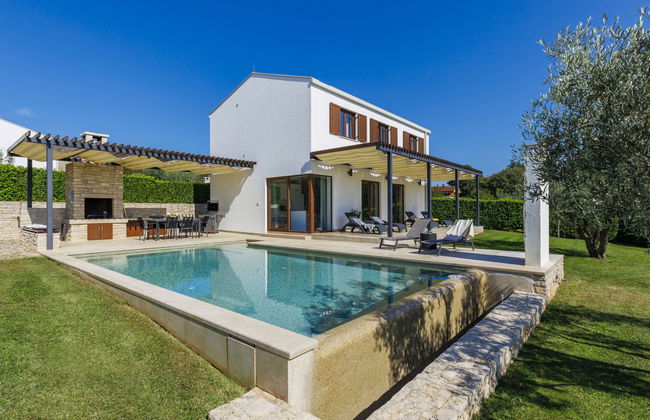 Casa de 4 quartos em Sveti Petar u Šumi com piscina privada e jardim - Foto 16