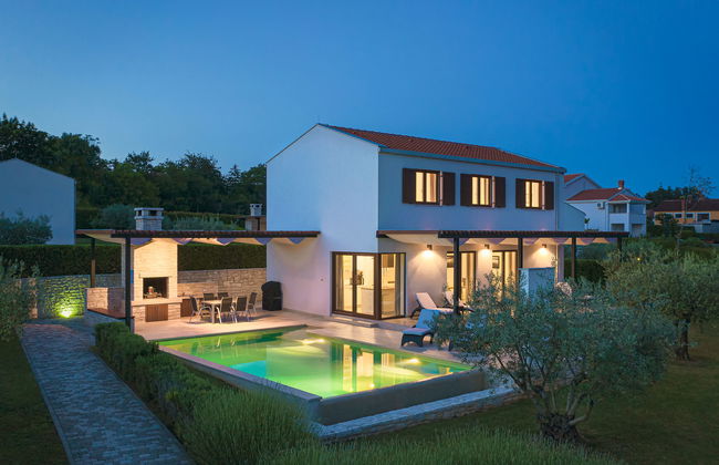 Casa de 4 quartos em Sveti Petar u Šumi com piscina privada e jardim - Foto 12