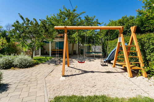 Photo 20 - Appartement de 1 chambre à Privlaka avec piscine et jardin