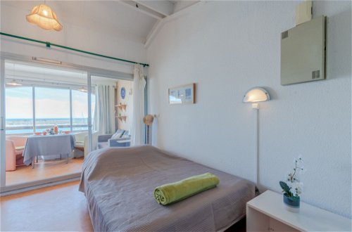 Foto 23 - Apartamento en Saint-Cyprien con piscina y vistas al mar