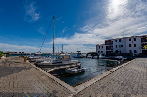 Foto 14 - Apartamento em Saint-Cyprien com piscina e vistas do mar