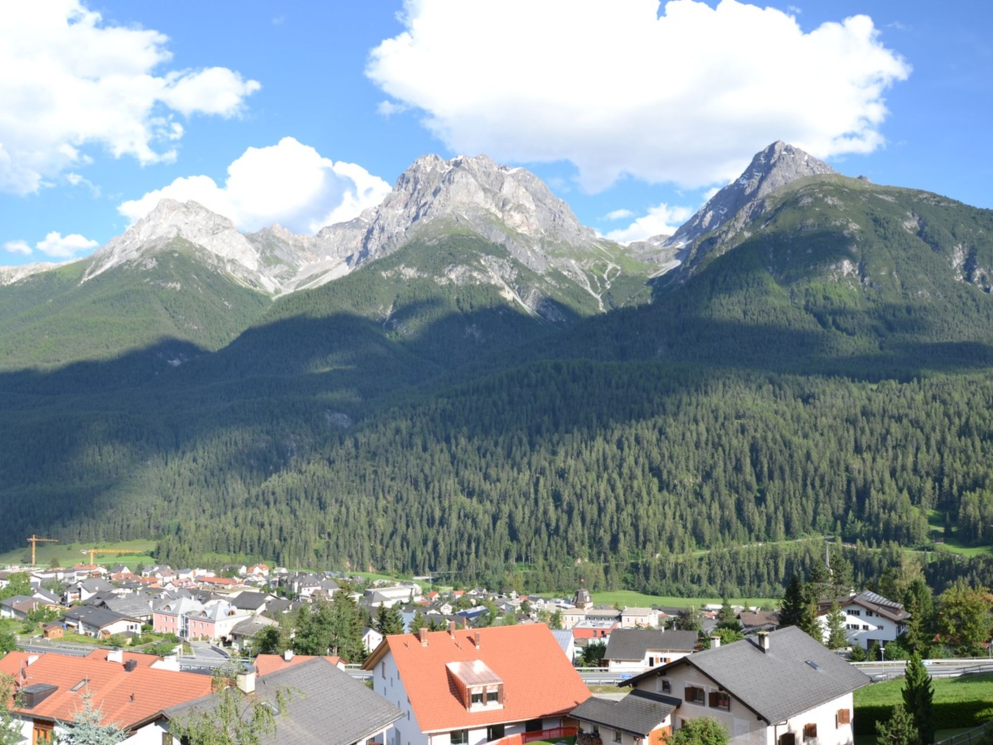 Foto 7 - Apartamento de 2 habitaciones en Scuol con sauna y vistas a la montaña