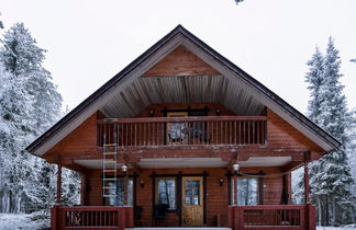 Foto 1 - Casa con 3 camere da letto a Kuusamo con sauna e vista sulle montagne