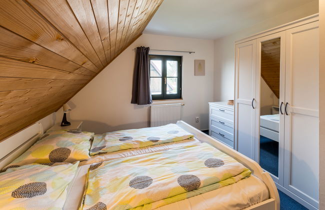 Casa de 3 quartos em Černý Důl com piscina e jardim - Foto 15