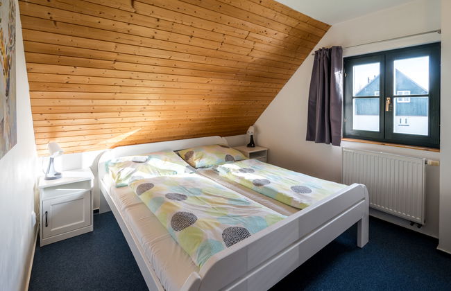 Casa de 3 quartos em Černý Důl com piscina e jardim - Foto 4