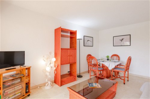 Foto 7 - Apartamento de 2 habitaciones en Sainte-Maxime con vistas al mar