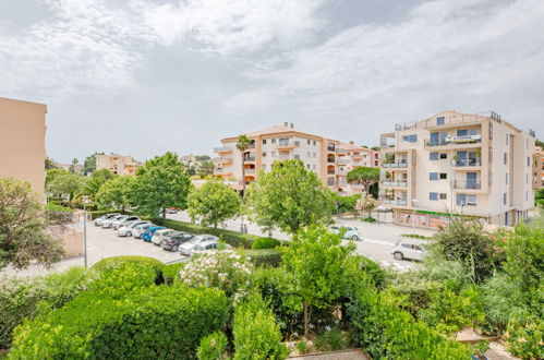 Foto 12 - Apartment mit 2 Schlafzimmern in Sainte-Maxime mit blick aufs meer