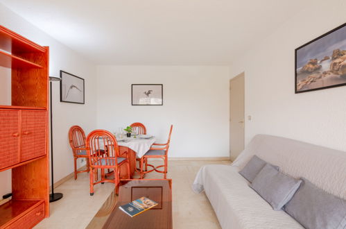 Foto 6 - Apartamento de 2 habitaciones en Sainte-Maxime con vistas al mar