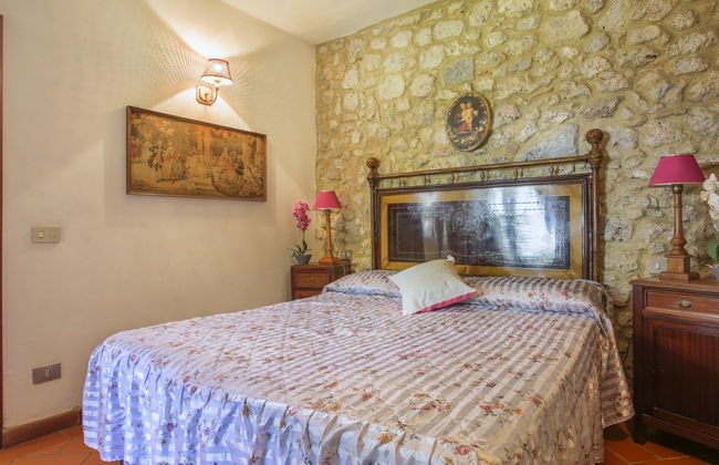 Apartamento de 2 quartos em Monteriggioni com piscina e jardim - Foto 8