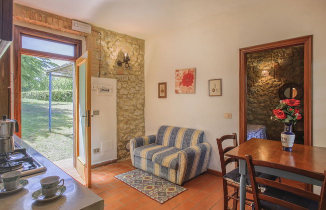 Apartamento de 2 quartos em Monteriggioni com piscina e jardim - Foto 2