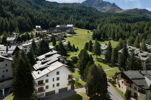 Photo 27 - 4 bedroom Apartment in Silvaplana with garden