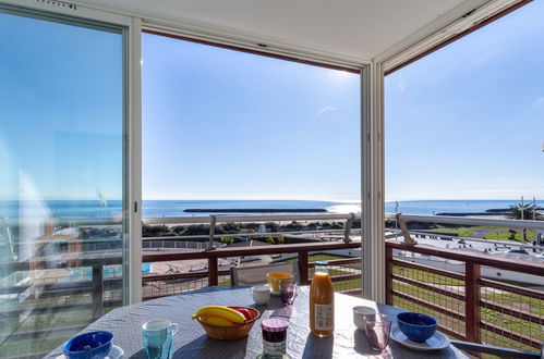 Foto 1 - Apartamento de 1 habitación en Agde con piscina y vistas al mar