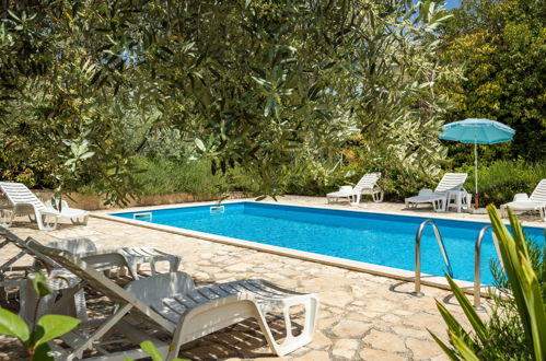 Photo 10 - Appartement de 2 chambres à Tar-Vabriga avec piscine et vues à la mer