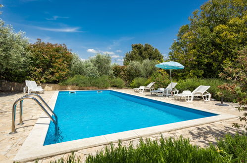 Photo 11 - Appartement de 2 chambres à Tar-Vabriga avec piscine et vues à la mer