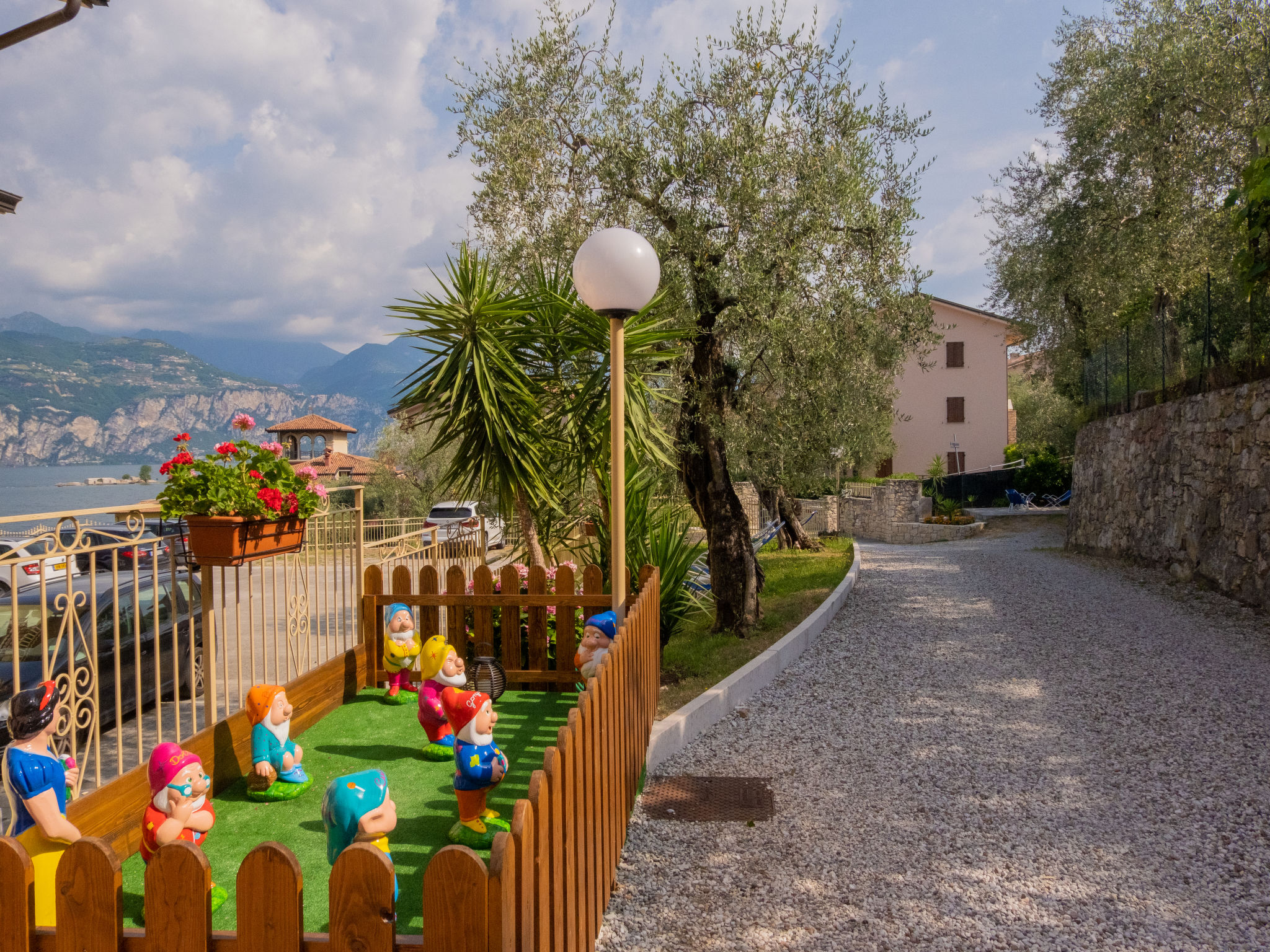 Foto 19 - Apartamento em Brenzone sul Garda com jardim e terraço