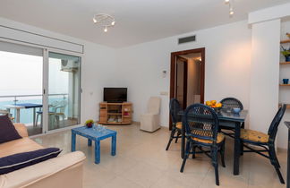 Photo 2 - 2 bedroom Apartment in Llançà with terrace and sea view